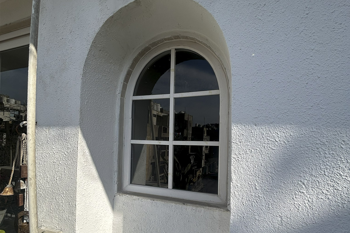 Contemporary interior with  windows